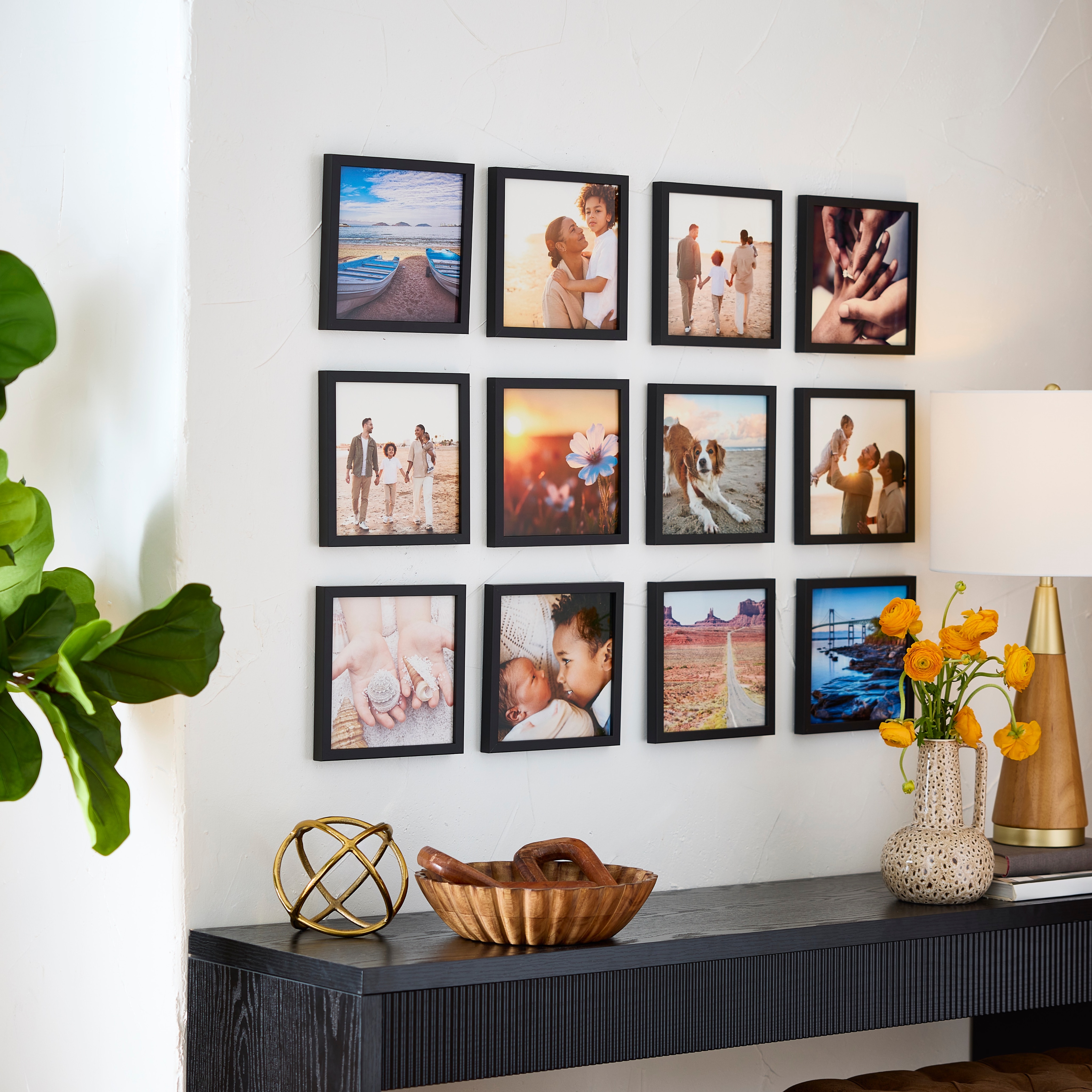 Wall-friendly photo tiles